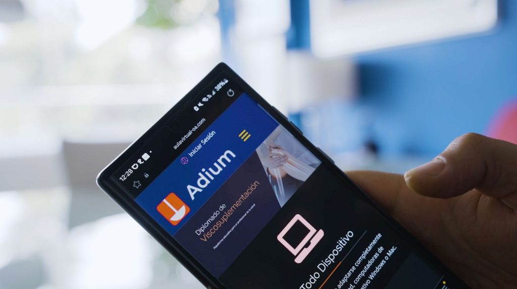 Adium. / Suprahyal